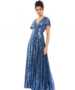 Mac Duggal Sequined Gown With Brooch Detail
