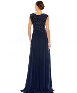 Mac Duggal Appliqued Cap Sleeve Bodice Flowy Gown