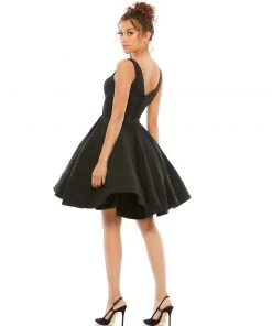 Ieena For Mac Duggal Short Dresses V-Neck Sleeveless A-Line Dress