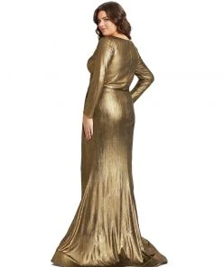 Mac Duggal Chic Metallic Evening Gown (Plus)