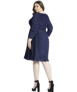 Mac Duggal Mother Of The Bride + Groom Dresses Shimmering Faux Wrap Cocktail Dress (Plus)