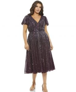 Mac Duggal Embellished Butterfly Sleeve V-Neck Cocktail Dress (Plus) Cocktail Dresses