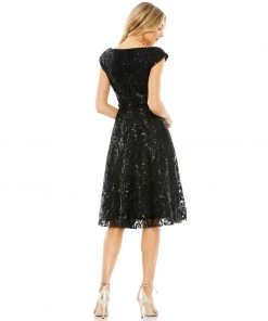 Mac Duggal Sequined V Neck Cap Sleeve Dress 10 Mac Duggal Sequined V Neck Cap Sleeve Dress